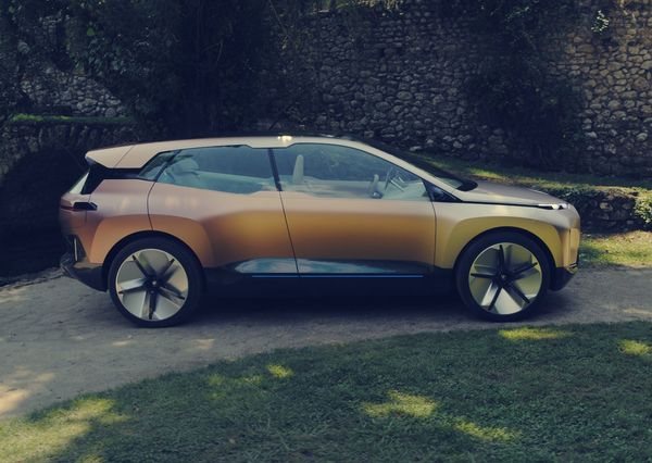 BMW-Vision_iNEXT_Concept-2018 (7)