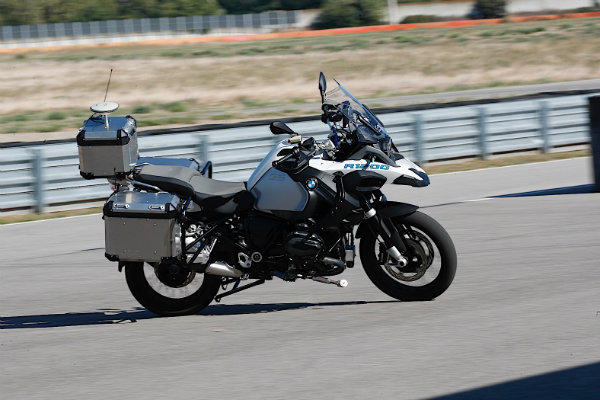 autonomous-bmw-r-1200-gs-allows-systems-testing-at-no-risk-for-the-rider_2